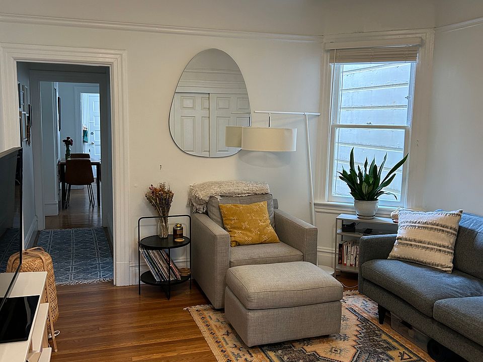 Living room; view from front door
