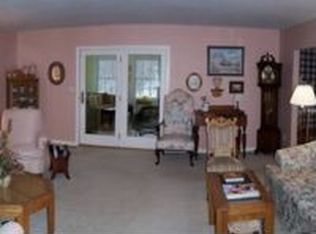 607 Diamond Ct, Morrison, IL 61270