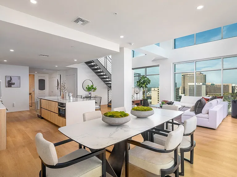 200 West Ocean Living Room