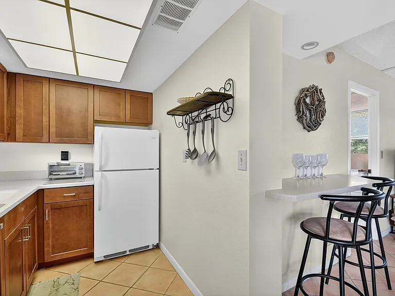 1810 New Palm Way #415 — Photo 18