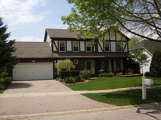 1st image of 812 Piedmont Cir