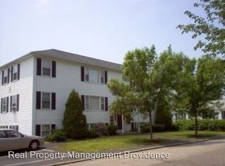 26 Coggeshall St APT 1R, Providence, RI 02908