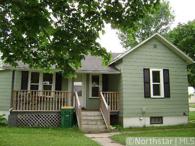 1st image of 828 N Holcombe Ave