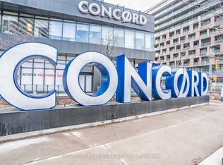 70 Queens Wharf Rd #811, Toronto, ON M5V0J2