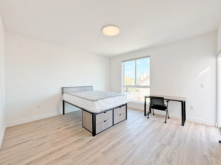 1743 Armacost Ave — Photo 53
