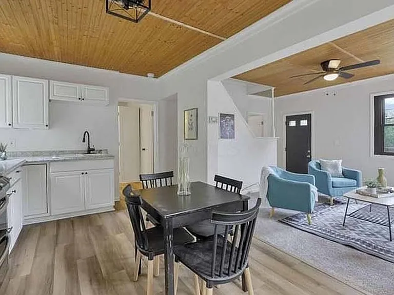 804 Highland Ave — Photo 10