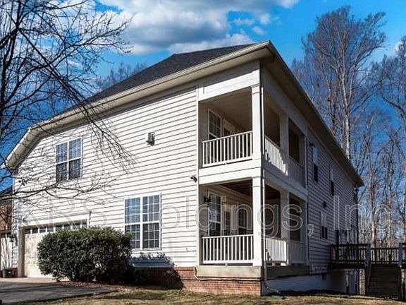 4th image of 159 Sanford Ferry Ct