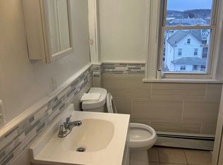 962 Scott St, Wilkes Barre, PA 18705