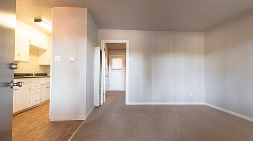 1st image of 593 Saratoga Ave APT 2