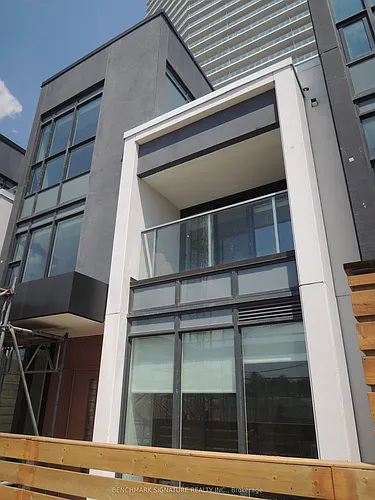 113 McMahon Dr #Townhouse 16 Photo 1