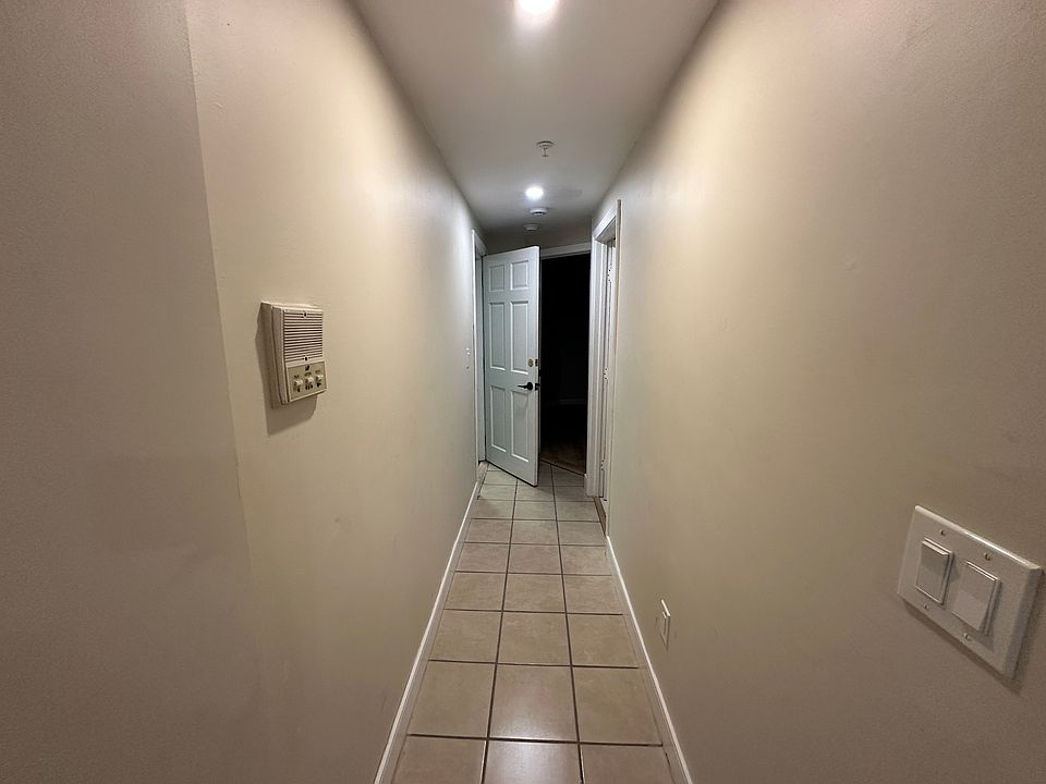 1st image of 6 Moreland St #A
