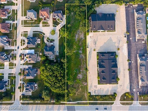 5th image of 43224 Dequindre Rd