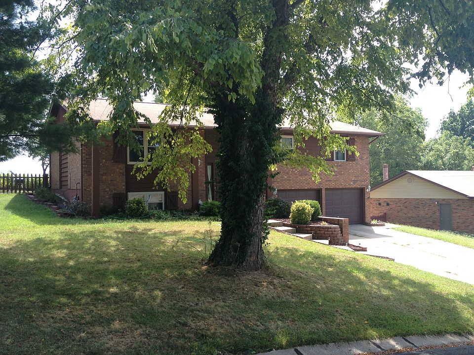 1st image of 380 Westglen Dr