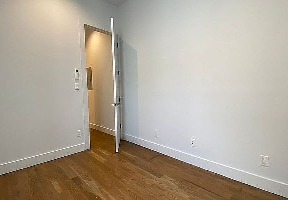 3rd image of 1335 Gates Ave #3A