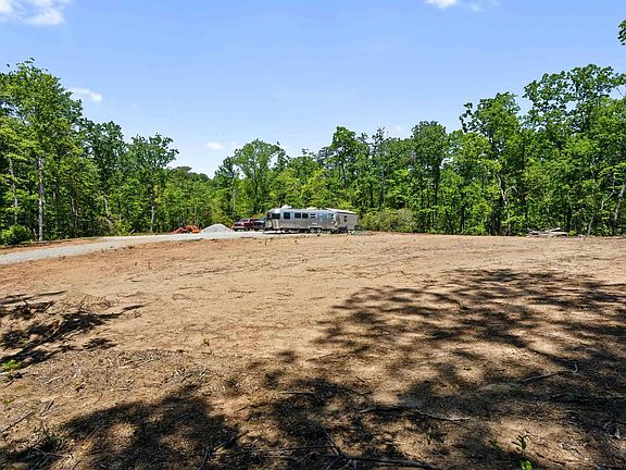 4th image of 120 Chestnut Mountain Rd