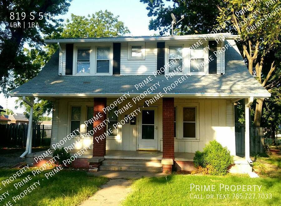 1st image of 819 S 5th St