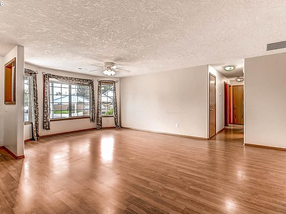 4th image of 6300 SE Century Ct