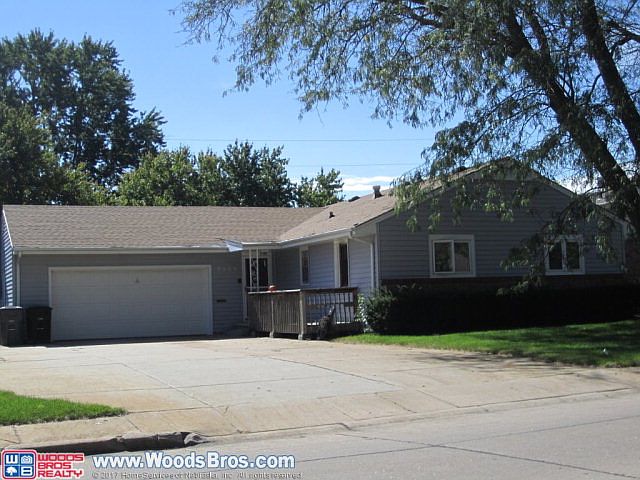 1st image of 2525 W Anna St