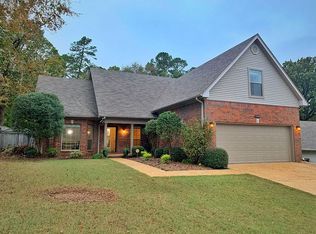 4200 Forest Dale Dr, Little Rock, AR 72223