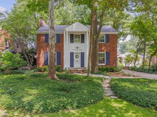 916 Westchester Rd, Grosse Pointe Park, MI 48230