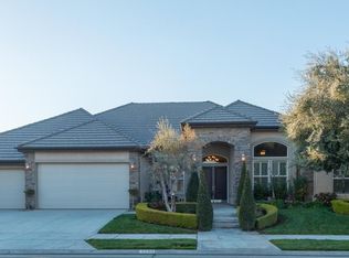 5699 N Caspian Ave, Fresno, CA