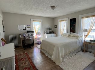 31 Grove St #31A, Dover, NH 03820