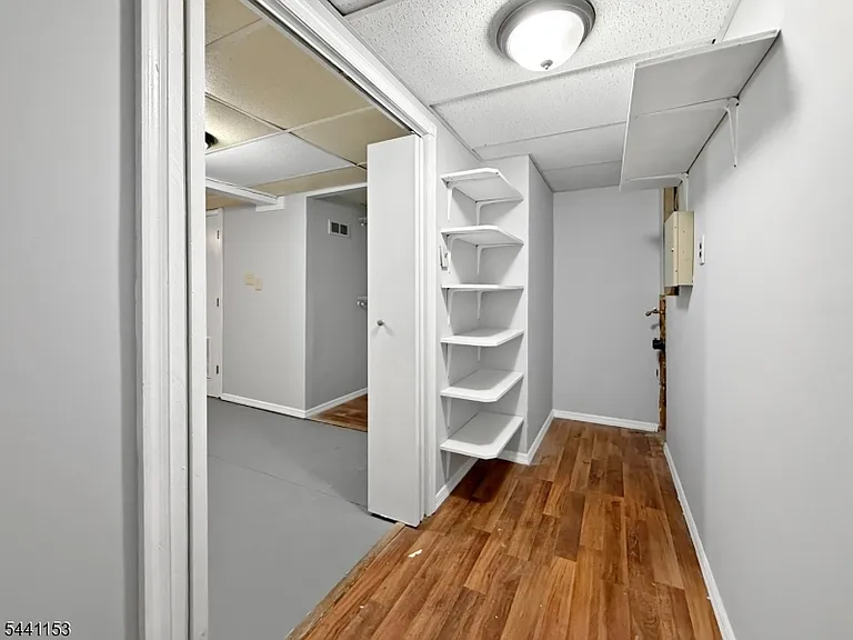 249 Mercer St — Photo 36