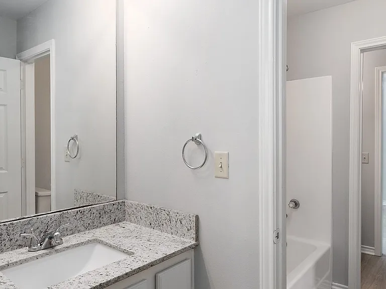 1227 Flying Ace Cir — Photo 15