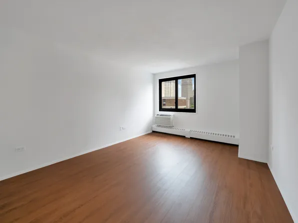 77 Fulton Street 7M image 2 of 8