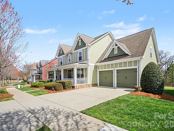 4th image of 15209 Country Lake Dr
