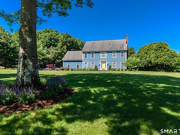 2nd image of 25 Wildrose Lane
