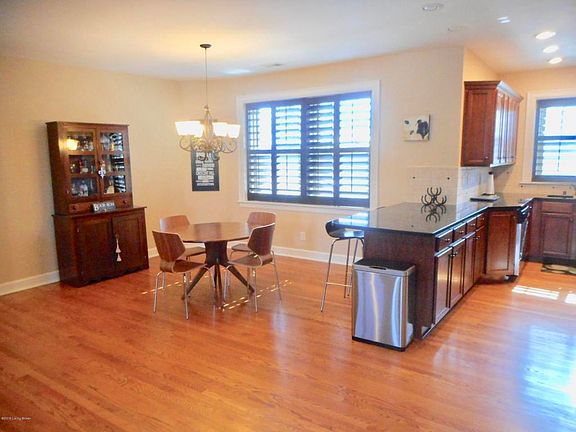 3rd image of 1601 Spring Dr APT 21
