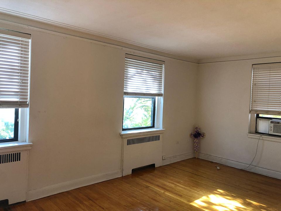 1st image of 632 Gramatan Ave #4