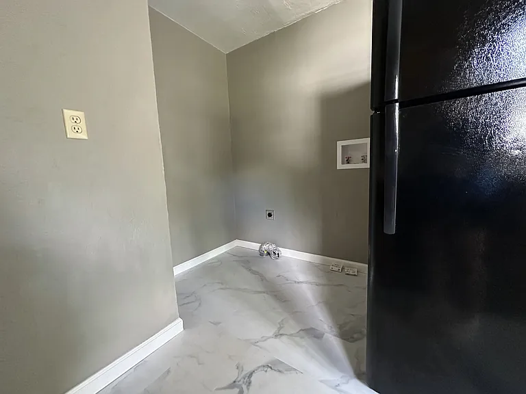 1206 Sandra Dr — Photo 9