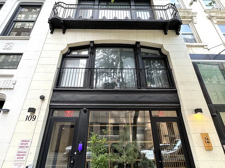 109 E 29th St #3B — Photo 13