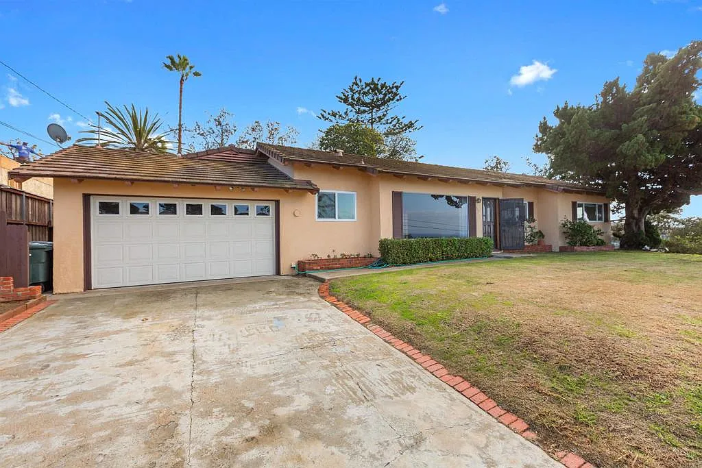 3 bed, 1923 sqft, $7,000 — Photo 2