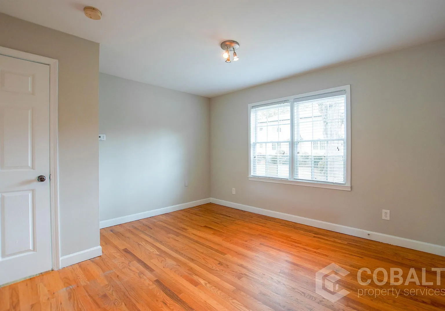 1 bed, 1.0 bath, 600 sqft, $1,195 — Photo 2