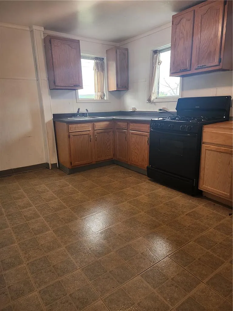 1 bed, 1.0 bath, 725 sqft, $1,000 — Photo 2