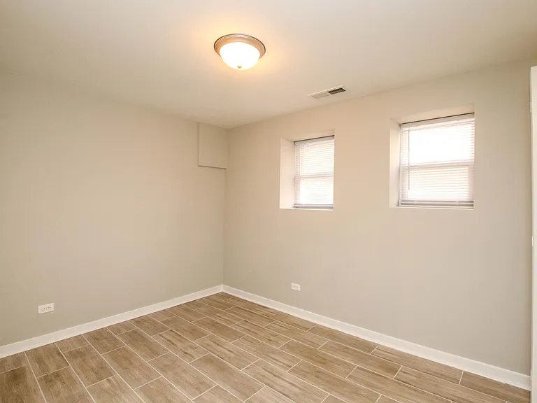 3644 W Diversey Ave #G — Photo 7