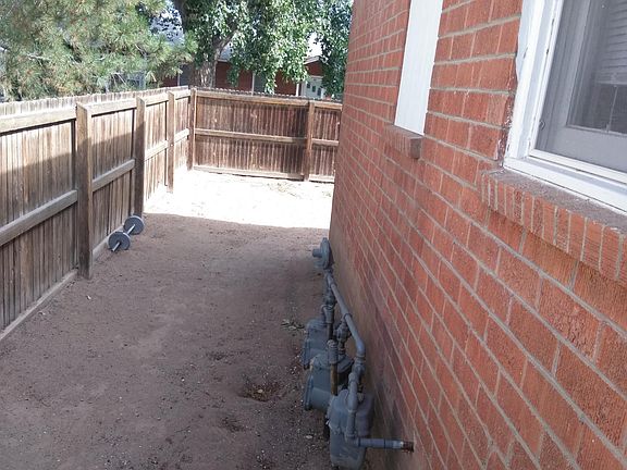 3rd image of 704 Brimhall Pl APT 5