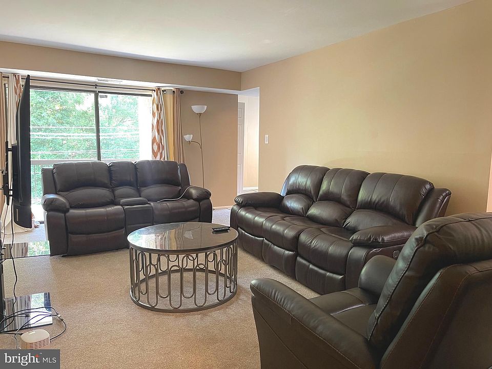 1st image of 11226 Cherry Hill Rd APT 103