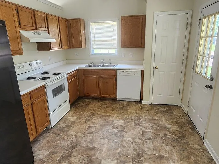 1009 Spruce Dr #TW5-1 — Photo 4
