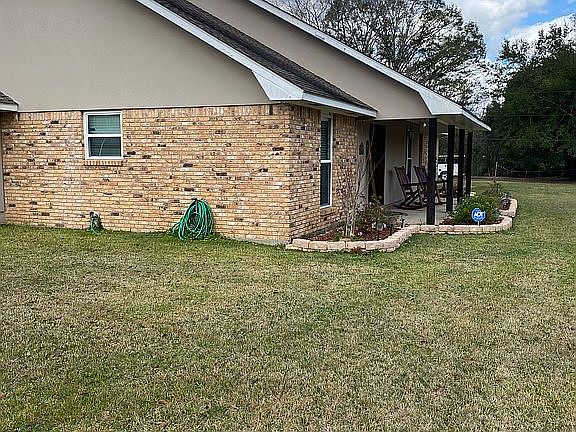 2nd image of 8881 Graves Dr