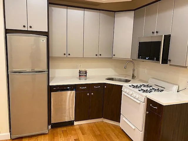 12311 Rockaway Beach Blvd #1A — Photo 9
