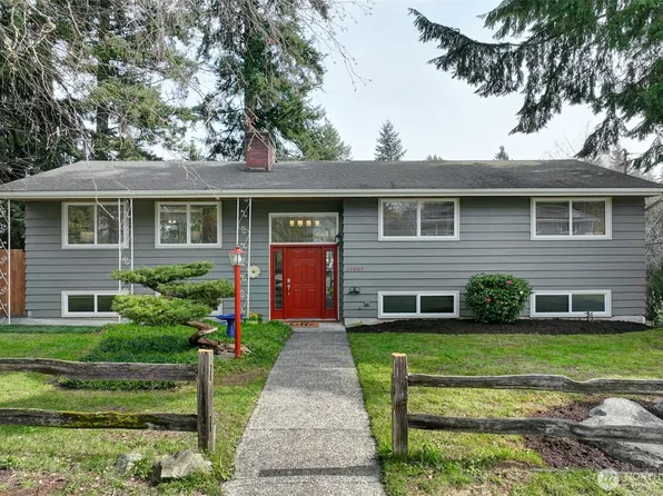 19807 83rd Place W, Edmonds, WA 98026