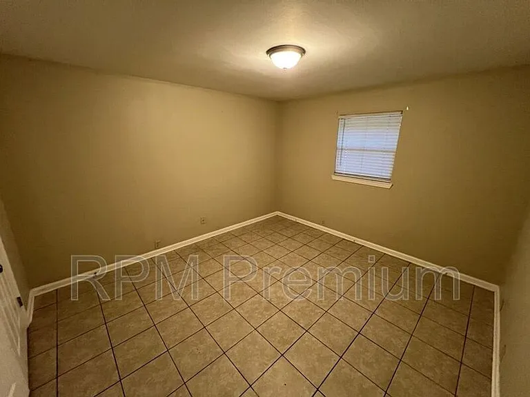 3280 Crestaire Dr — Photo 24