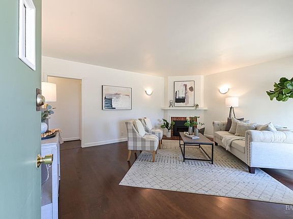 3rd image of 36 Meadow Avenue