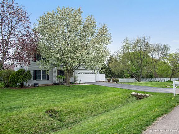 2nd image of 991 Judie Dr