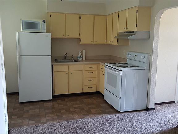 2nd image of 8211 E Knox Ave