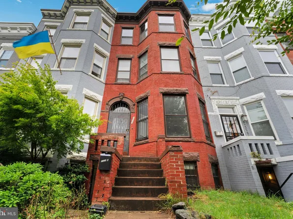 2020 1st St NW, Washington, DC 20001